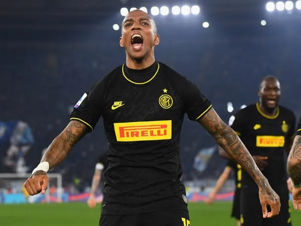 Ashley Young: Inter Masih di Jalur Scudetto