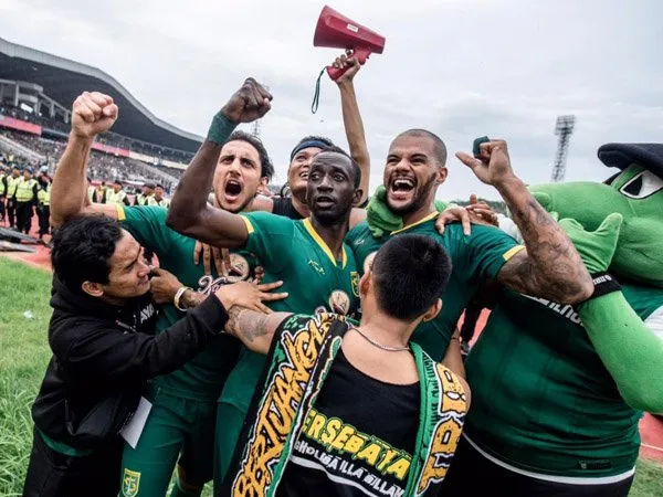 Juarai PGJ, Aji Santoso Bangga dengan Kontribusi Pemain Muda Persebaya