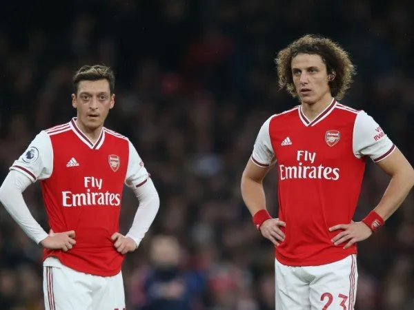 Termasuk Mesut Ozil, Arsenal Disarankan Depak Sembilan Pemain