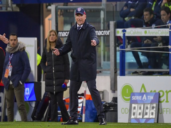 Pelatih Cagliari: Roma Menang Berkat Hadiah Gol dari Kami