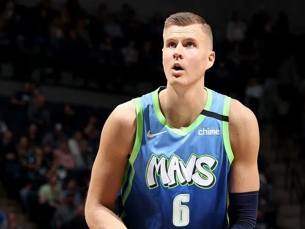 Porzingis Mengamuk, Mavericks Permalukan Timberwolves