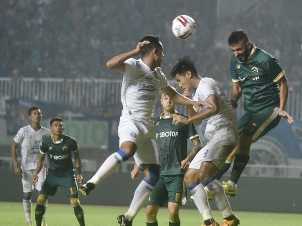 Lakukan Selebrasi Gol Bak Singa, Ini Kata Penyerang Arema FC