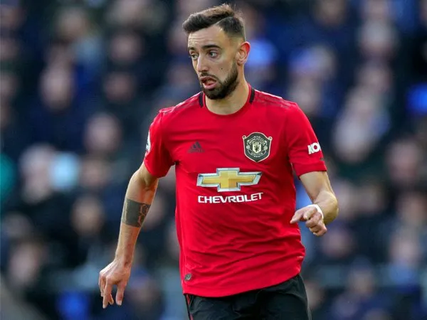 Jika Ingin Finis Empat Besar, Fernandes Minta MU Tampil Lebih Serius