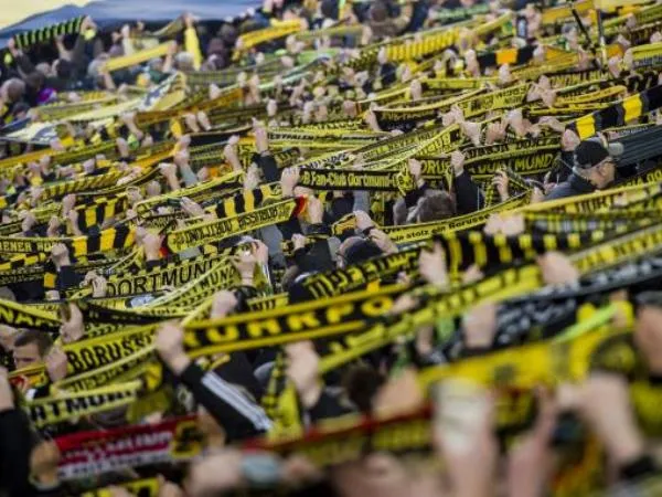 Laga PSG vs Dortmund Akan Digelar Tanpa Penonton