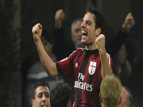 Lazio Turut Buru Gelandang Gratisan AC Milan Musim Panas Nanti