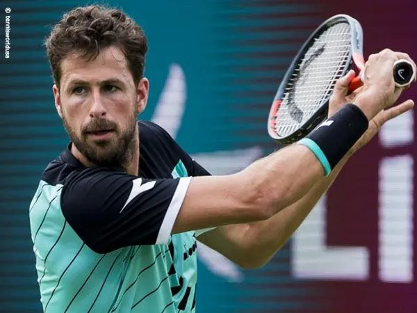 Selama Masa Penangguhan Turnamen, Robin Haase Tawarkan Jasa Layanan ini