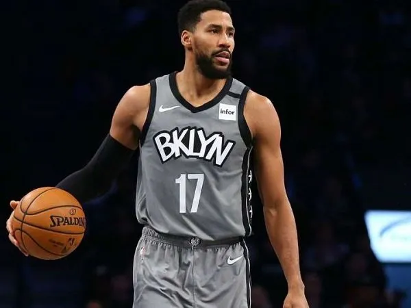 Liga Berhenti Sementara Karena Corona, Garrett Temple Pilih Belajar Untuk Sekolah Hukum