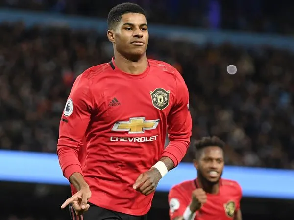 Kegiatan Rashford Selama Masa Karantina: Main Game dan Baca Buku