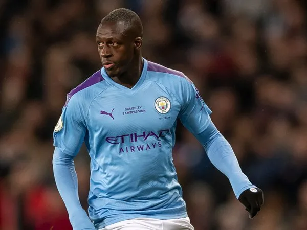 Ucapan Bela Sungkawa Mendy Atas Wafatnya Mantan Presiden Marseille