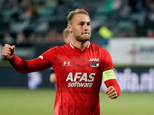 Milan Naksir Kapten AZ Alkmaar yang Mirip Van Bommel