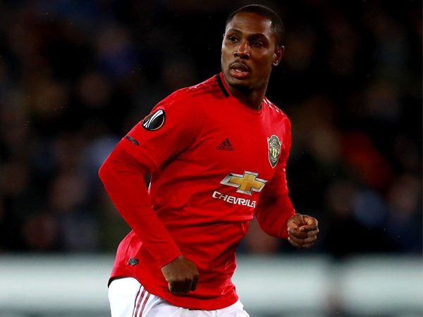 Legenda Nigeria Sarankan Odion Ighalo Bertahan di Man United