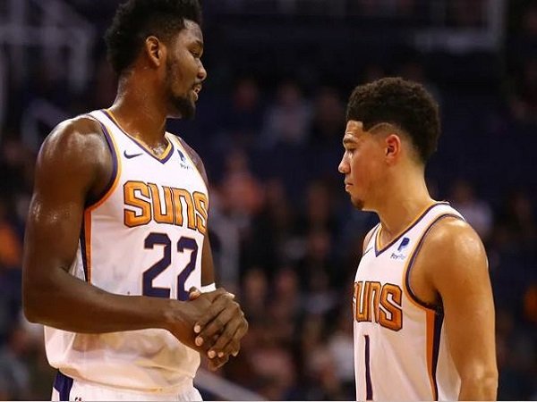 Devin Booker Jadi Pebasket Pertama yang Juarai NBA 2k