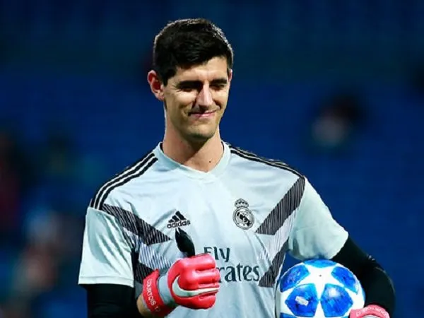 Gara-gara Casillas, Courtois Jadi Seorang Penjaga Gawang