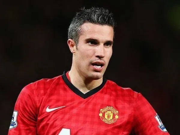 Robin van Persie Ungkap Momen Dirinya Diusir Dari MU