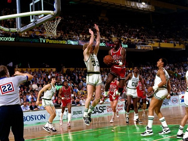 The Last Dance: Jordan Pernah Dicap 'Tuhan' Oleh Legenda Boston Celtics
