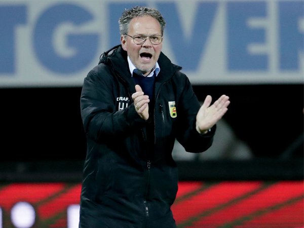 Timnya Gagal Promosi ke Eredivisie, Pelatih Cambuur Tak Terima