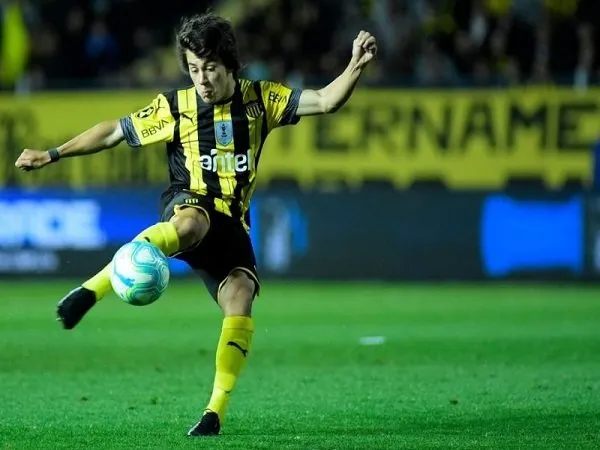 Real Madrid Kembali Bidik Pemain Berbakat asal Uruguay