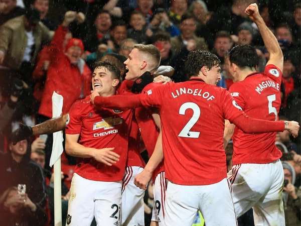 Manchester United Diingatkan Jangan Asal Beli Pemain