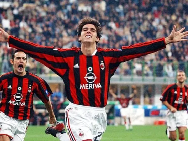 Bagi Kaka, Gabung Milan Seperti Cinta pada Pandangan Pertama