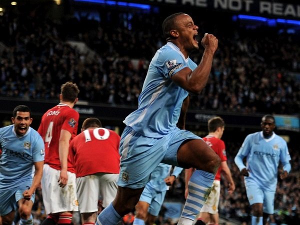 Kilas Balik: Tandukan Vincent Kompany di Derbi Manchester yang Vital untuk Premier League 2012