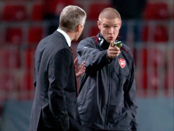 Kisah Philippe Senderos, Tolak Manchester United dan Bayern Munich Hanya Demi Arsenal