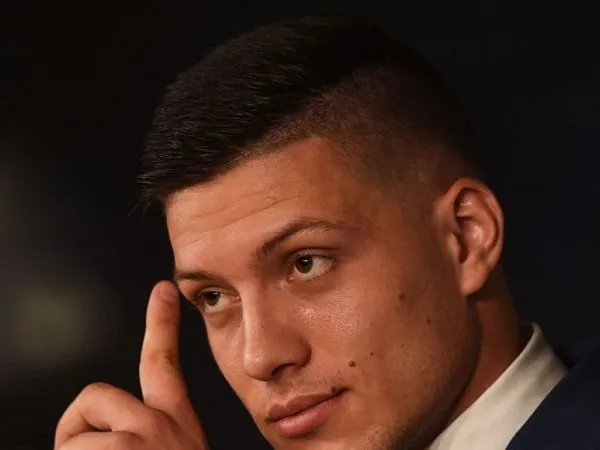 Milan Masih Minat Bajak Striker Madrid, Agen dan Rebic Kuncinya