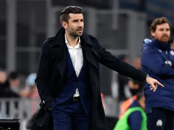 Diputuskan Harus Terdegradasi, Pelatih Amiens Kecewa Berat