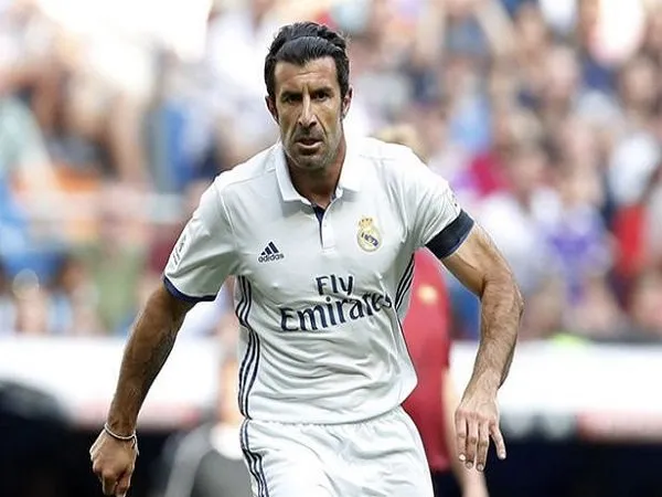Penyebab Figo Berkhianat dari Barcelona ke Real Madrid