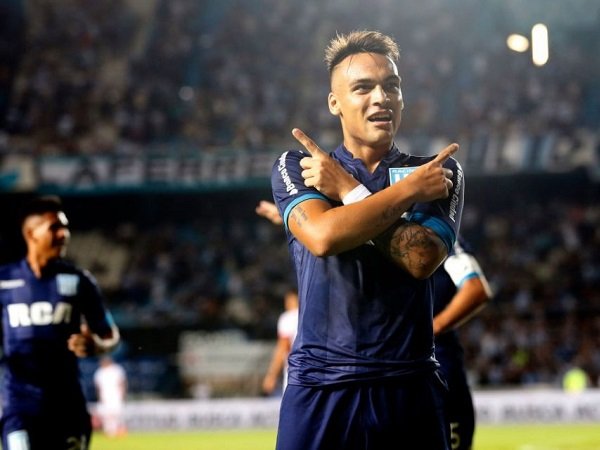 Nicolo Schira: Inter tolak Proposal Barcelona Untuk Lautaro