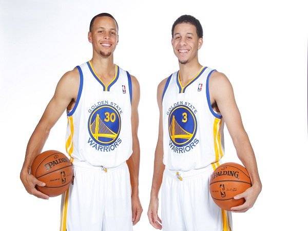 Seth Curry Enggan Bermain Setim Dengan Sang Kakak Lagi