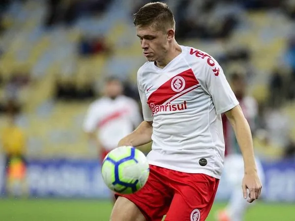 Pencari Bakat Milan Amati Dua Starlet Menarik Brazil