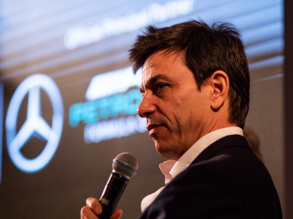 Toto Wolff Bakal Mundur sebagai Bos Tim Mercedes?