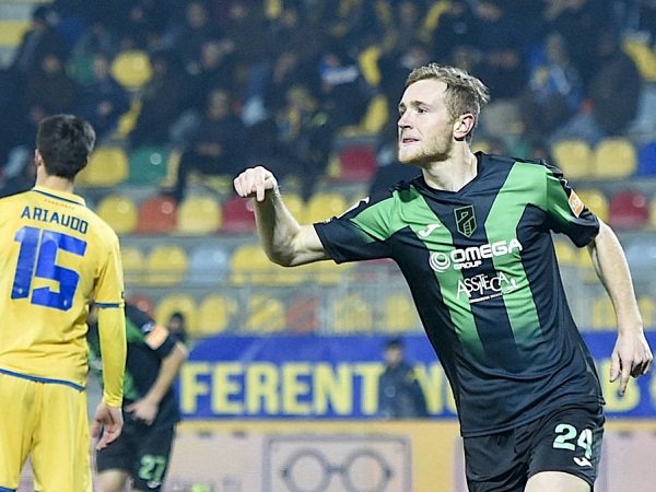 Milan Galau Soal Masa Depan Bintang Primavera Ini