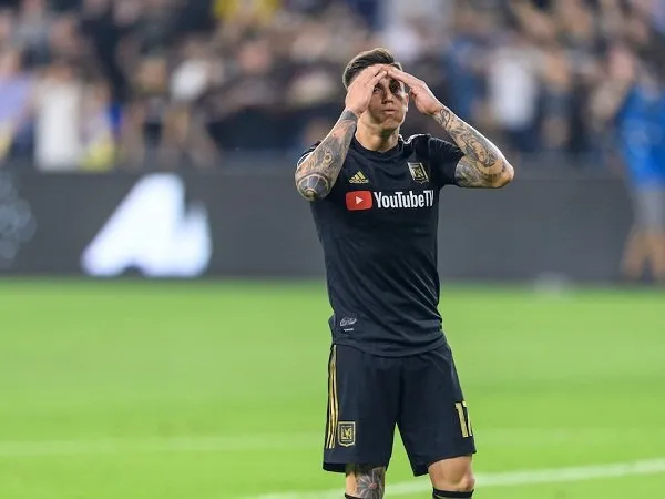 Milan Buka Kontak dengan Agen Winger Los Angeles FC