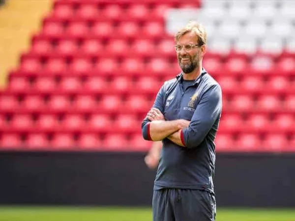 Jelang Kembali Berlanjutnya Musim, Liverpool Berlatih di Anfield