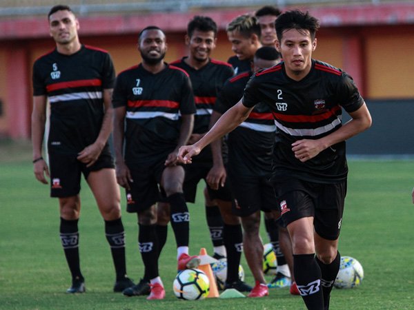 Pemain MU: Laki-Laki Juga Harus Tahu Memasak