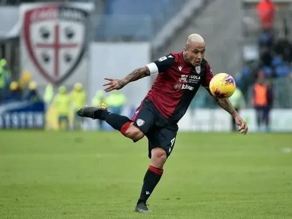 Jika Chiesa Pergi, Fiorentina Akan Langsung Bidik Radja Nainggolan