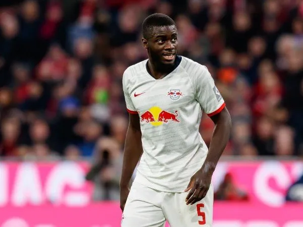Arsenal Kalahkan Milan dalam Perburuan Dayot Upamecano