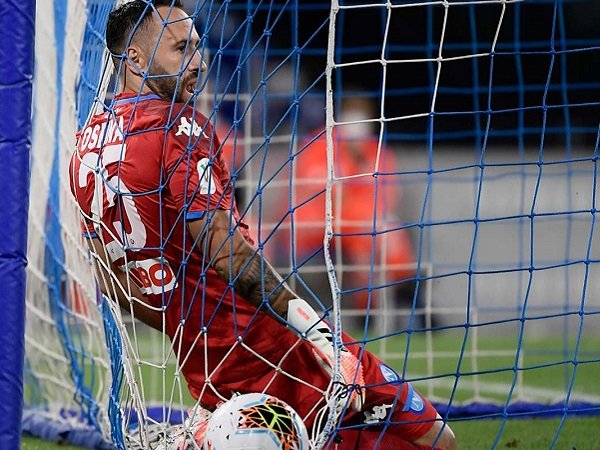 Ospina Adalah Pemain Terbaik Dalam Pertandingan Inter vs Napoli