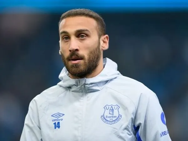 Carlo Ancelotti Ingin Cenk Tosun Bertahan di Everton