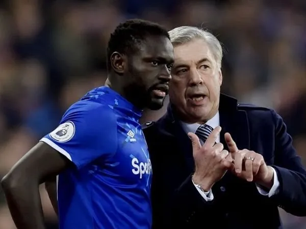 Nasib 2 Pemain Everton Ini Akan Ditentukan Dalam 24 Jam