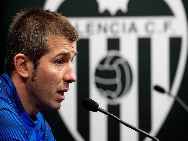 Valencia Tampil Buruk, Albert Celades Resmi Didepak