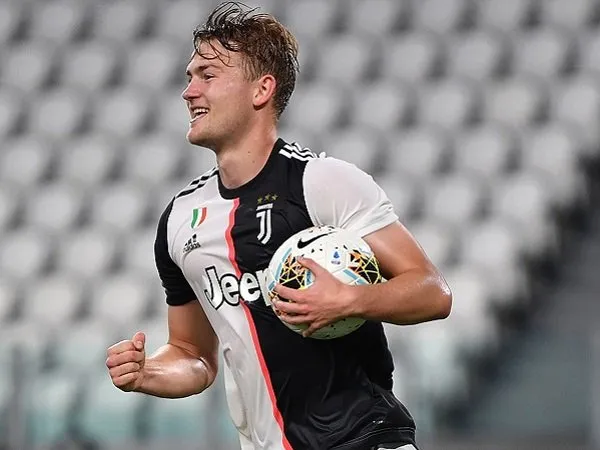 De Ligt Belum Coret Inter dari Daftar Pesaing Juventus untuk Scudetto