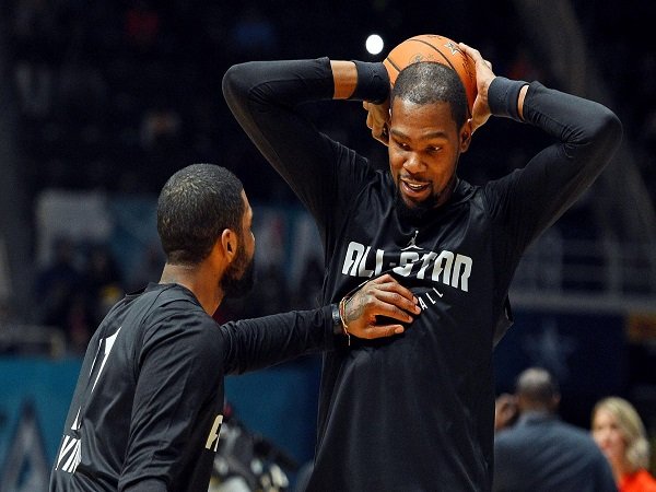 Kevin Durant dan Kyrie Irving Ambil Peran Besar Dalam Pencarian Pelatih Baru Brooklyn Nets