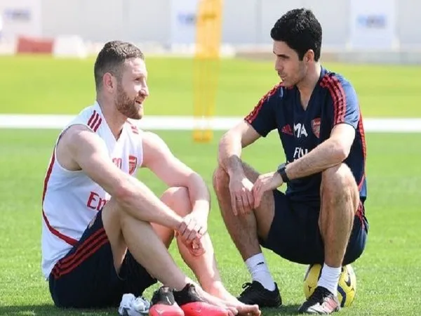 Arteta Beri Kode Bakal Pertahankan Shkodran Mustafi