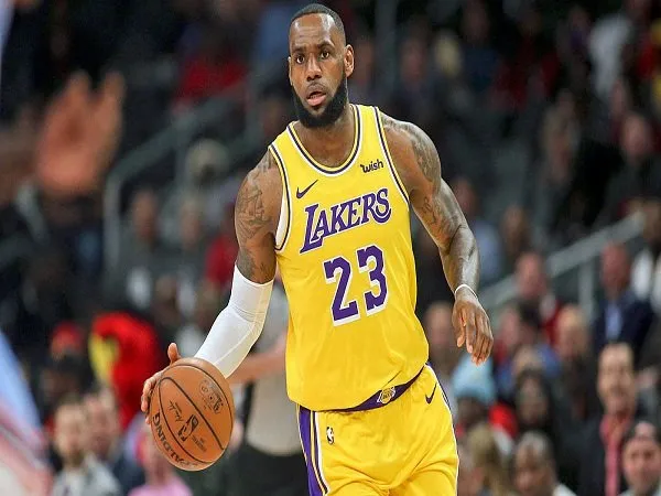 LeBron James Tolak Tulis Pesan Sosial di Jerseynya