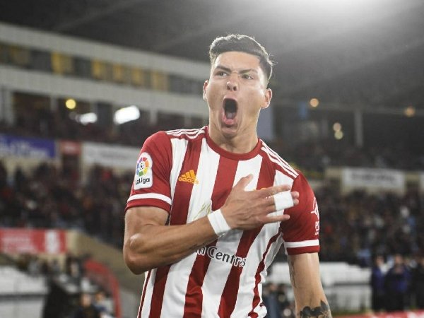 Roma dan Napoli Dekati Striker Asal Uruguay Ini