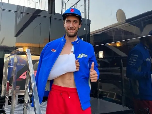 Alex Rins Terjatuh Karena Kehilangan Kendali Motor