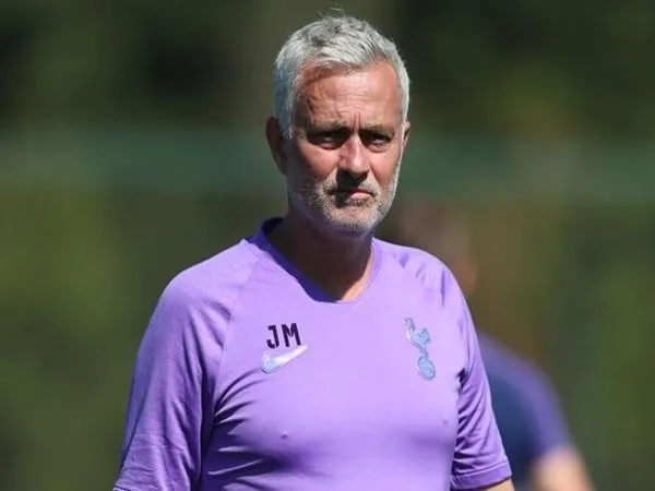 Mourinho Yakin Skuat Tottenham Akan Meningkat Tanpa Belanja Besar Pemain Baru