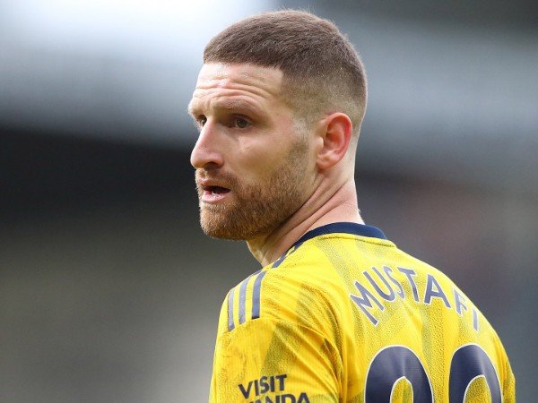 Mustafi Cedera, Mikel Arteta Ingin Datangkan Bek Baru ke Arsenal